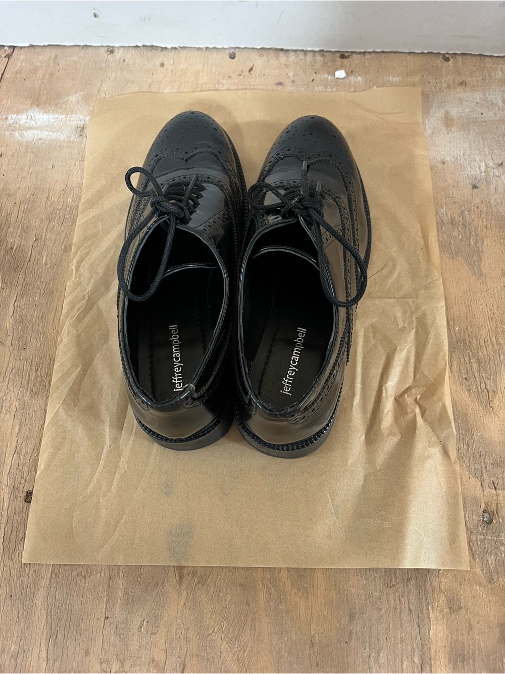 Jeffrey Campbell Women’s Black Leather Wingtip Dress Shoes size 9